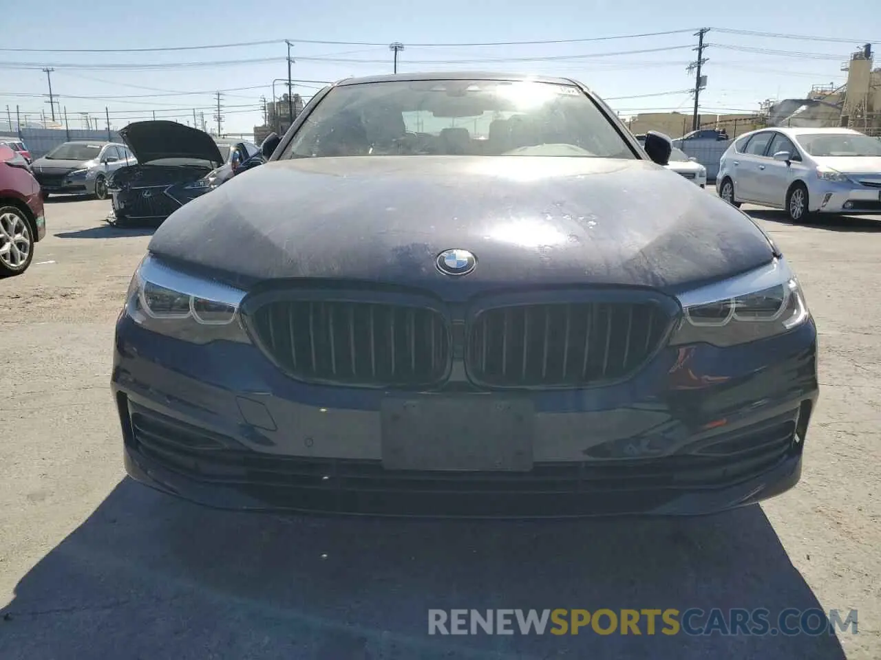 5 Photograph of a damaged car WBAJA5C53KBX86452 BMW 5 SERIES 2019