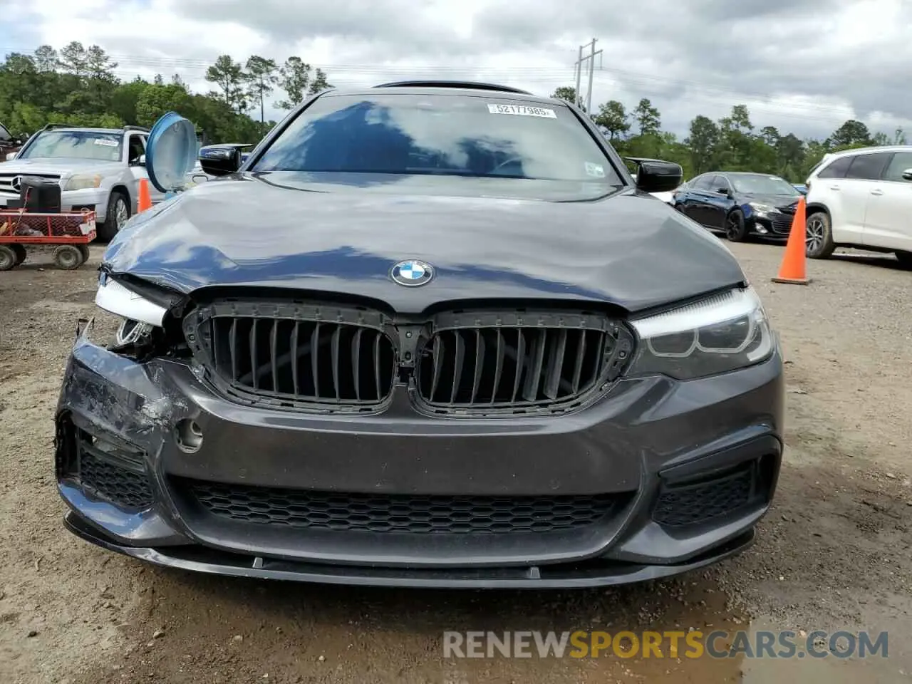 5 Photograph of a damaged car WBAJA5C53KWW30663 BMW 5 SERIES 2019