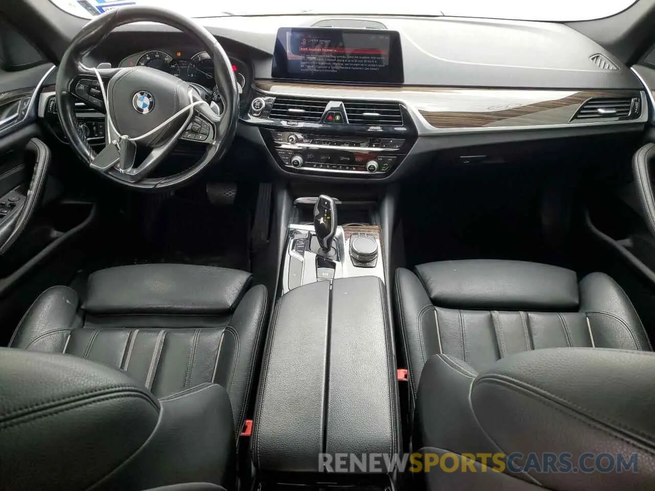 8 Photograph of a damaged car WBAJA5C54KG900736 BMW 5 SERIES 2019