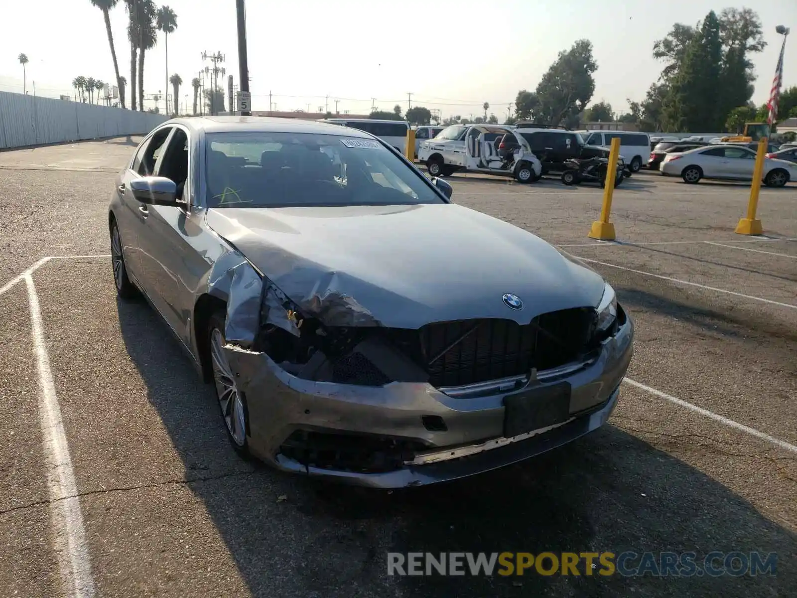 1 Photograph of a damaged car WBAJA5C54KG900994 BMW 5 SERIES 2019