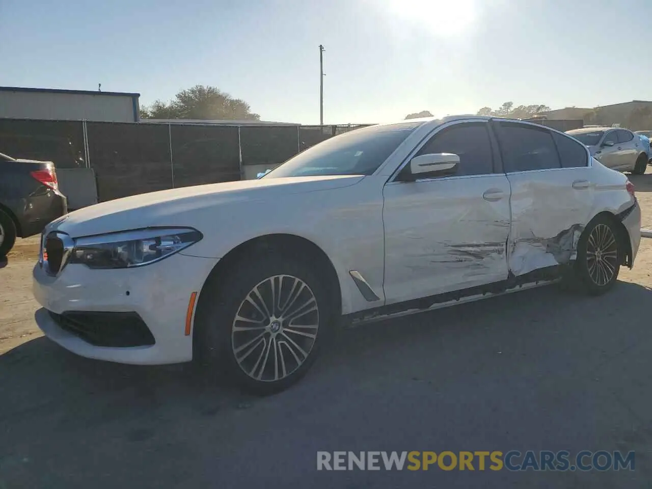 1 Photograph of a damaged car WBAJA5C54KWA57842 BMW 5 SERIES 2019
