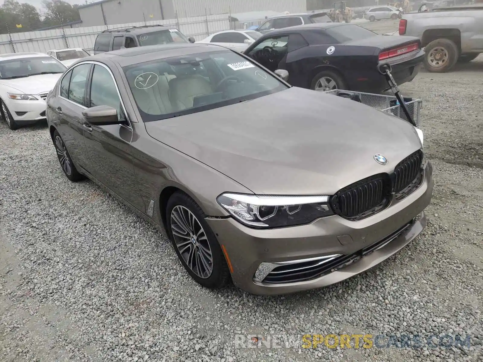 1 Photograph of a damaged car WBAJA5C55KWA57736 BMW 5 SERIES 2019