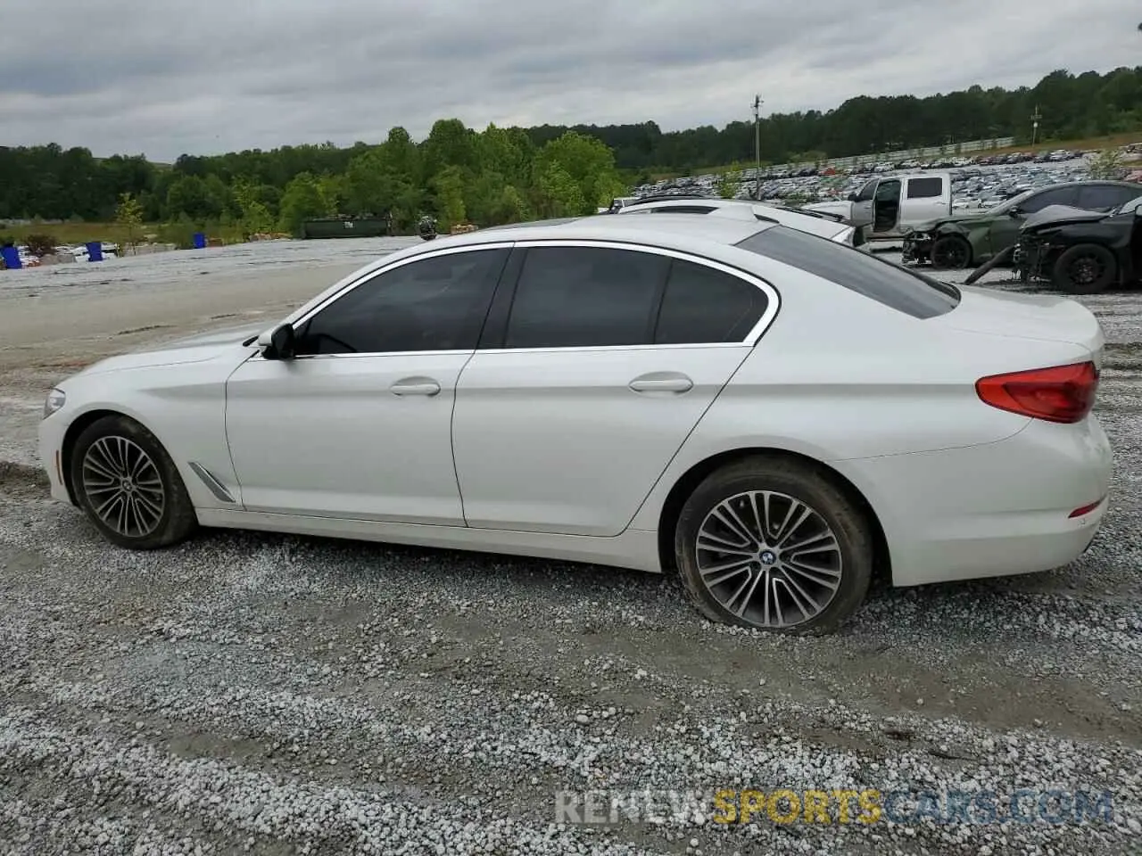 2 Photograph of a damaged car WBAJA5C55KWW36092 BMW 5 SERIES 2019