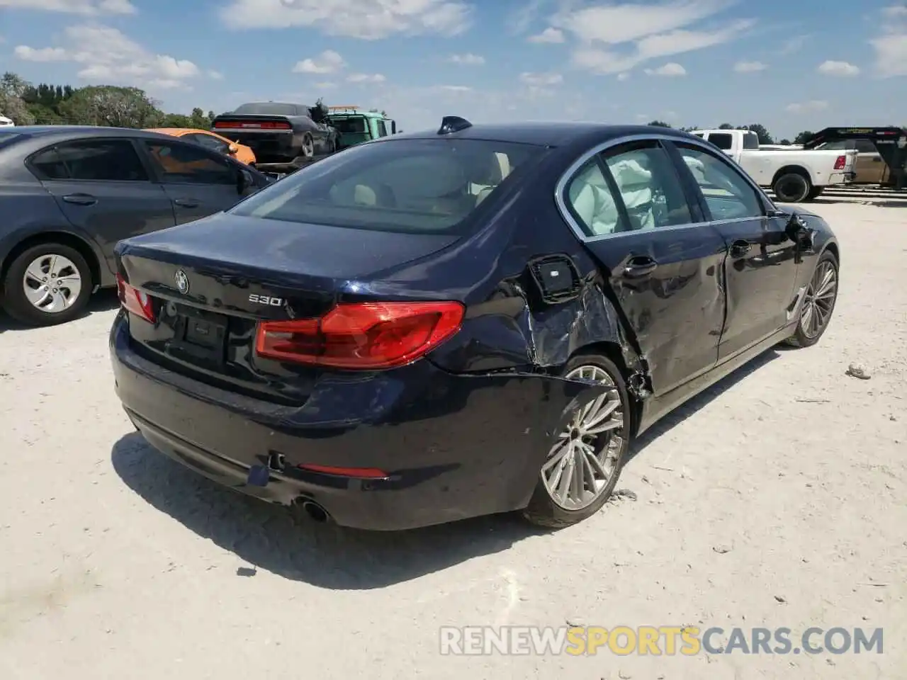 4 Photograph of a damaged car WBAJA5C55KWW38408 BMW 5 SERIES 2019