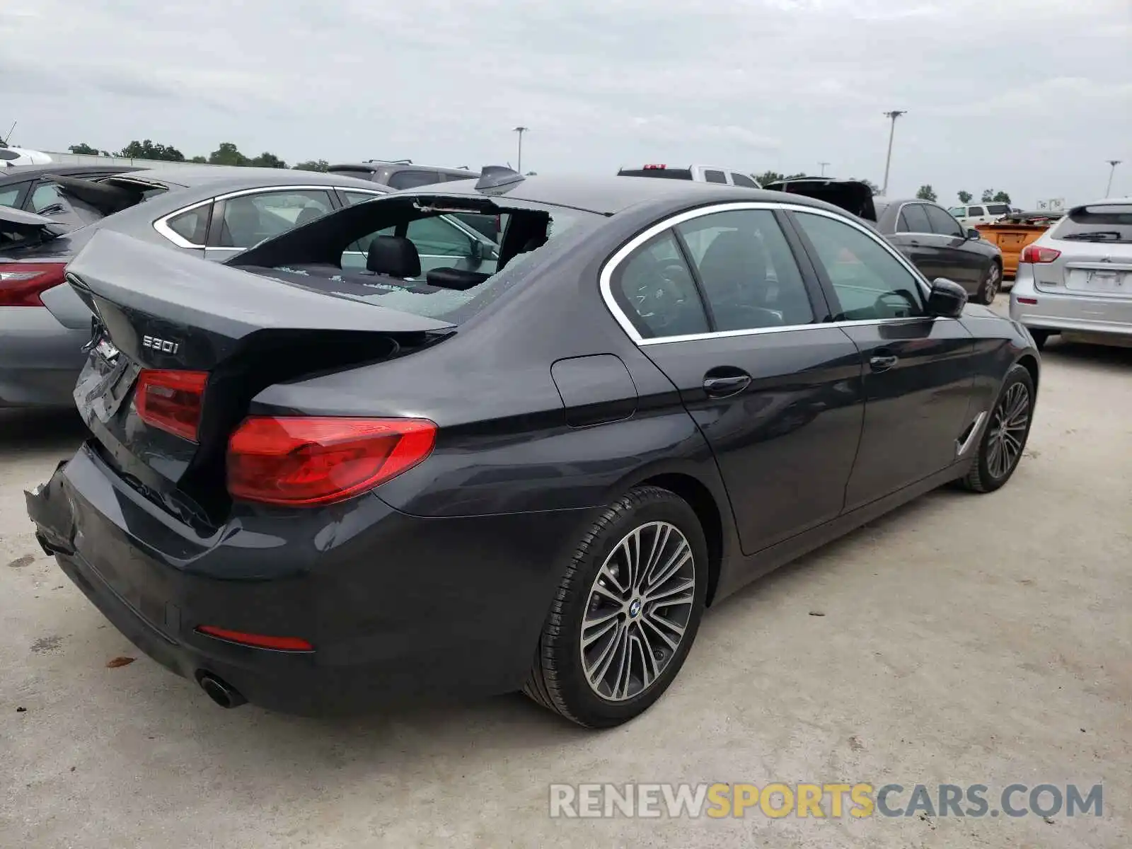 4 Photograph of a damaged car WBAJA5C56KBX86168 BMW 5 SERIES 2019