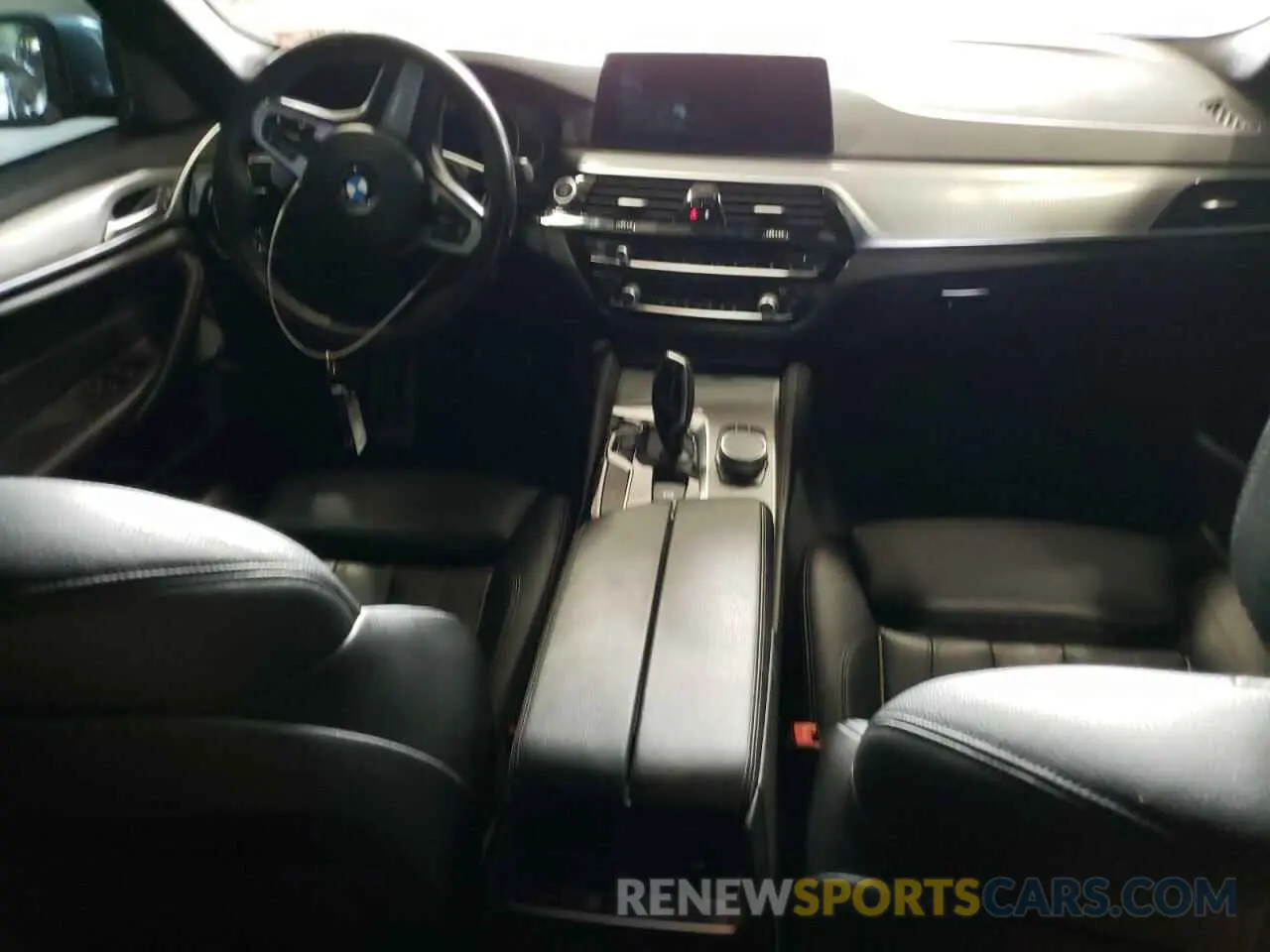 8 Photograph of a damaged car WBAJA5C56KBX86414 BMW 5 SERIES 2019