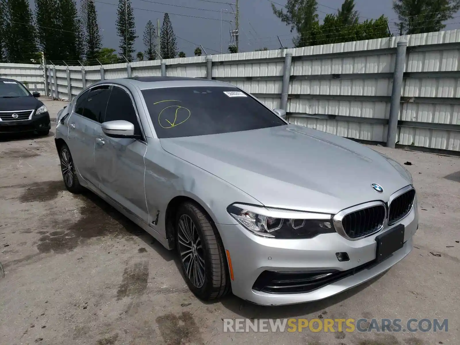 1 Photograph of a damaged car WBAJA5C56KBX87546 BMW 5 SERIES 2019