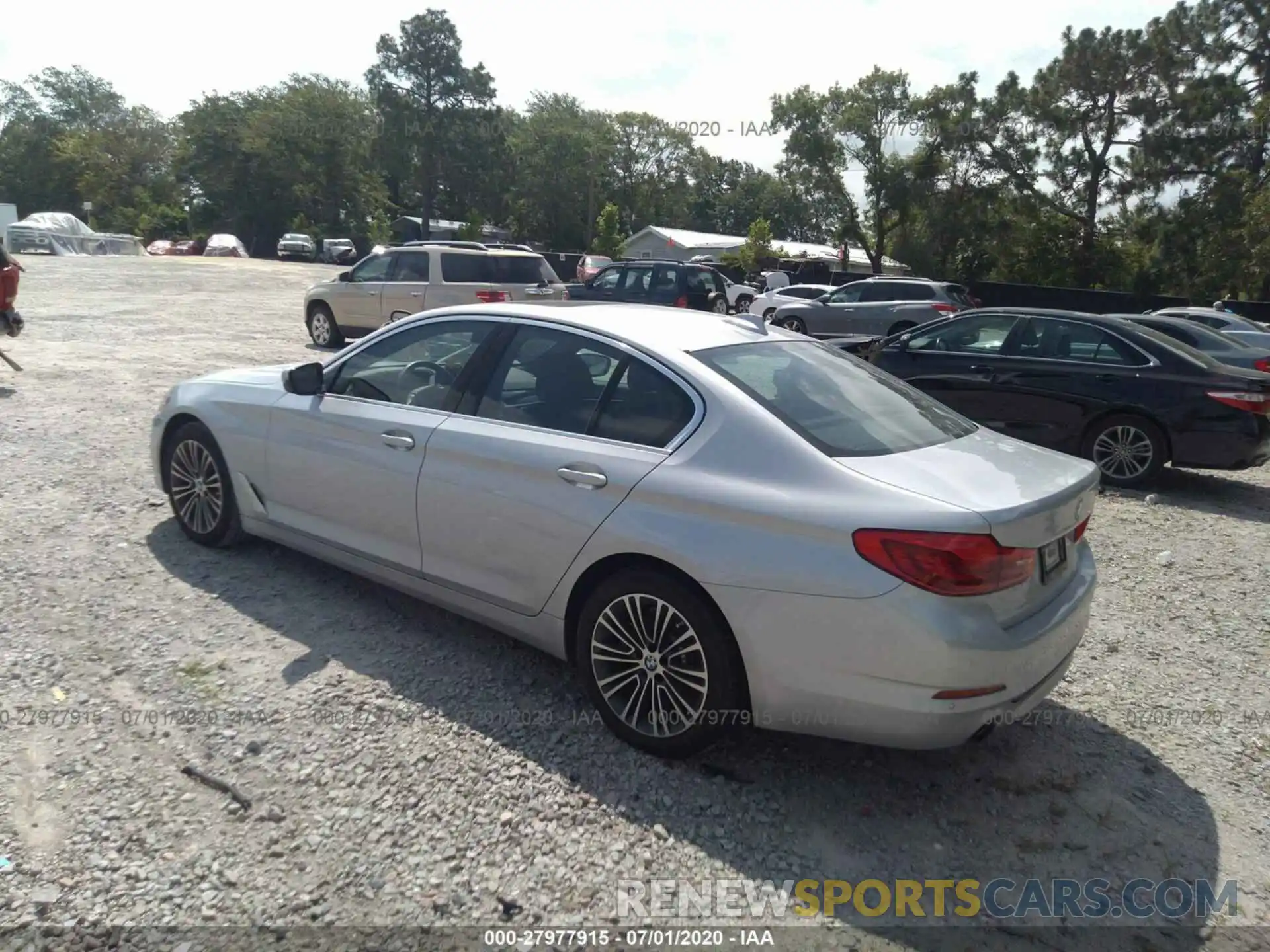 3 Photograph of a damaged car WBAJA5C56KWW07250 BMW 5 SERIES 2019