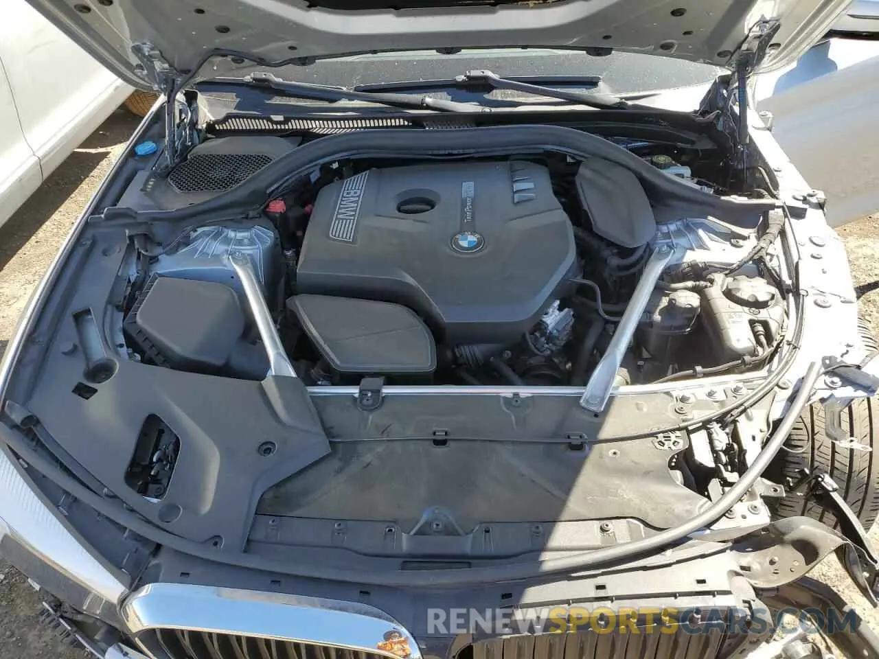 11 Photograph of a damaged car WBAJA5C57KBX87524 BMW 5 SERIES 2019