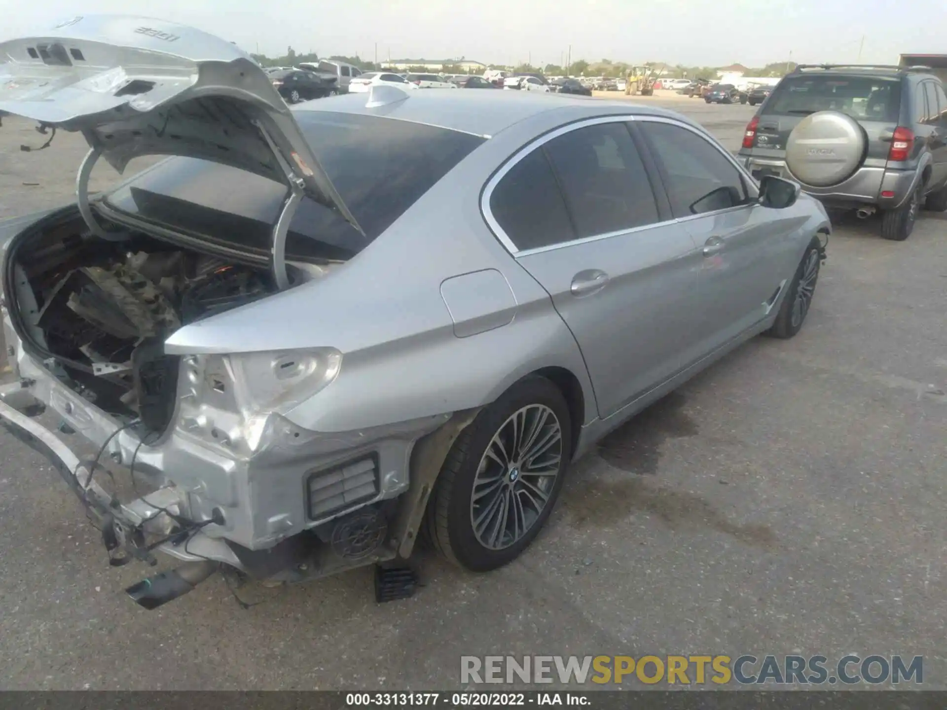 4 Photograph of a damaged car WBAJA5C57KWW09234 BMW 5 SERIES 2019