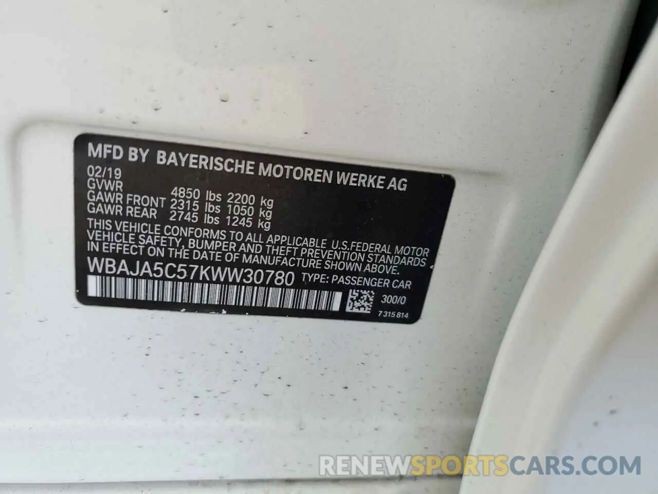 10 Photograph of a damaged car WBAJA5C57KWW30780 BMW 5 SERIES 2019