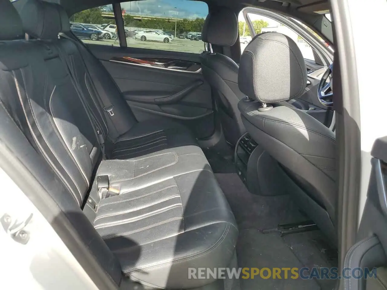 6 Photograph of a damaged car WBAJA5C57KWW30780 BMW 5 SERIES 2019