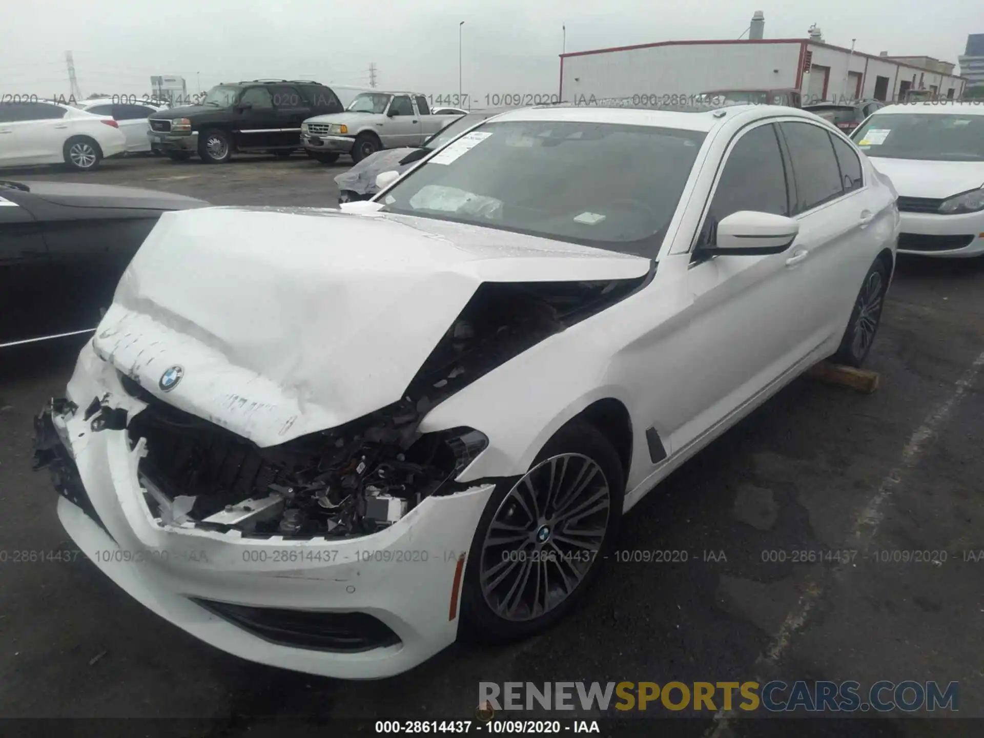 2 Photograph of a damaged car WBAJA5C57KWW38913 BMW 5 SERIES 2019