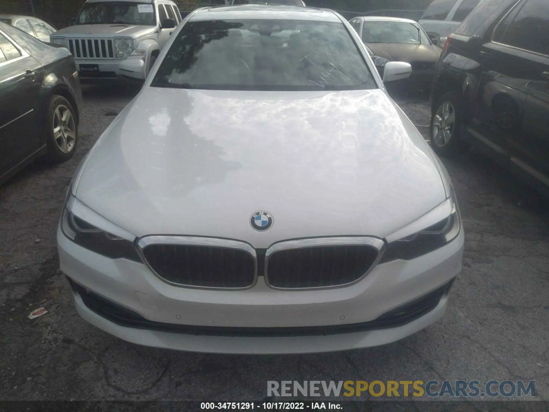 6 Photograph of a damaged car WBAJA5C57KWW47174 BMW 5 SERIES 2019