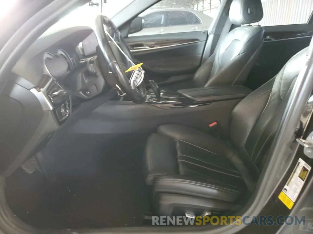 7 Photograph of a damaged car WBAJA5C58KBX86723 BMW 5 SERIES 2019