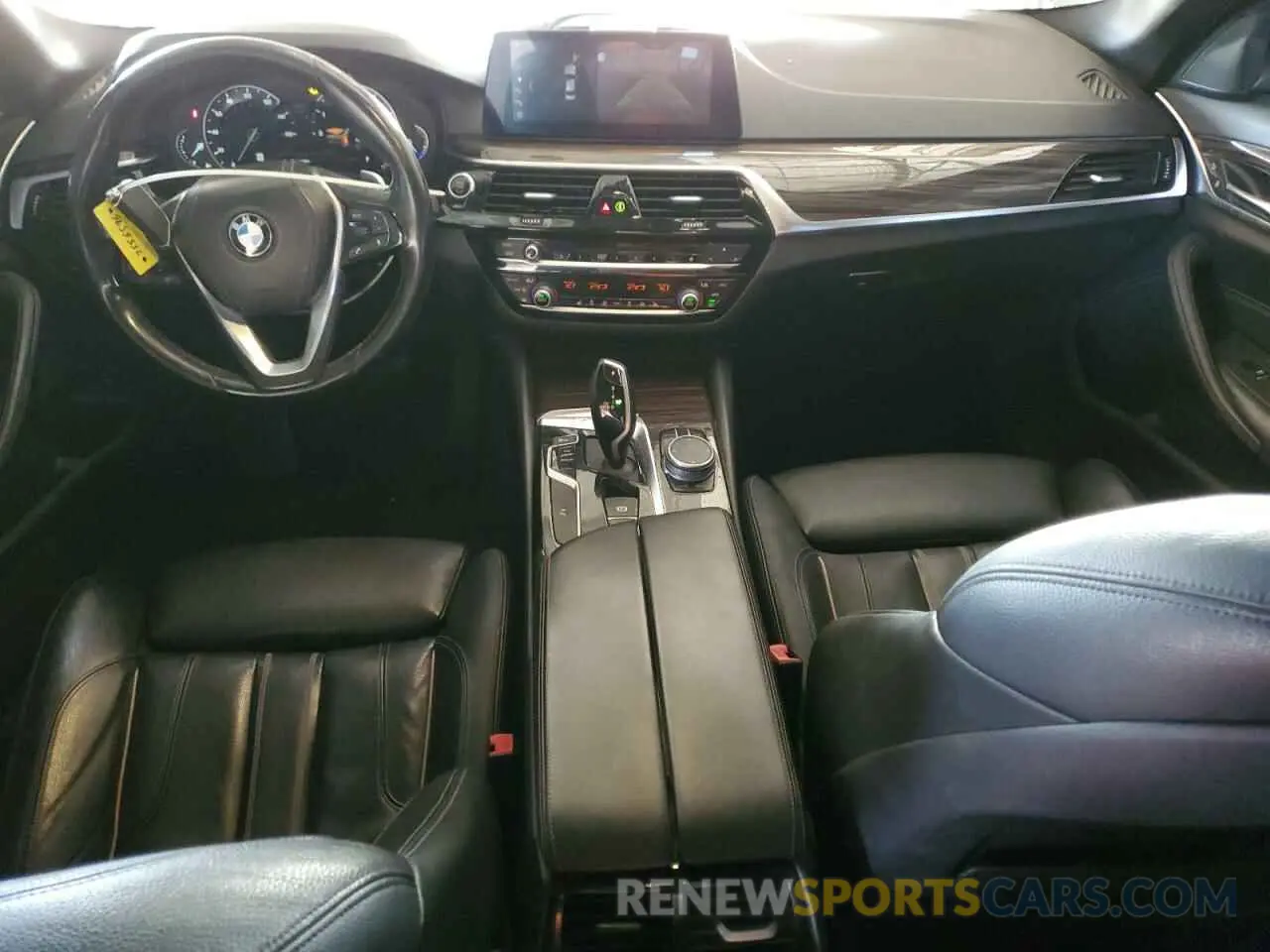 8 Photograph of a damaged car WBAJA5C58KBX86723 BMW 5 SERIES 2019