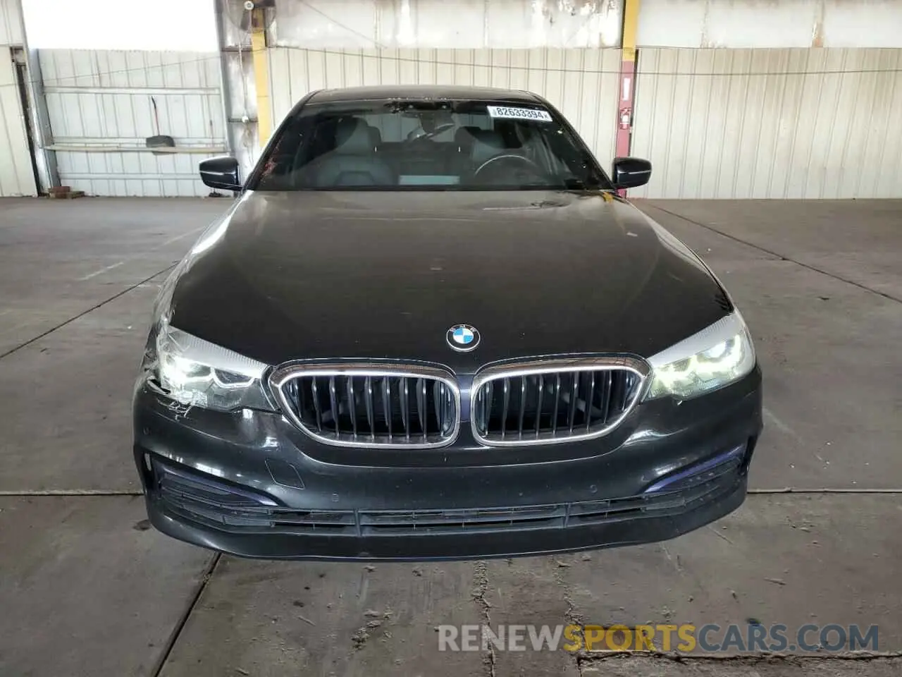 5 Photograph of a damaged car WBAJA5C58KWW05936 BMW 5 SERIES 2019