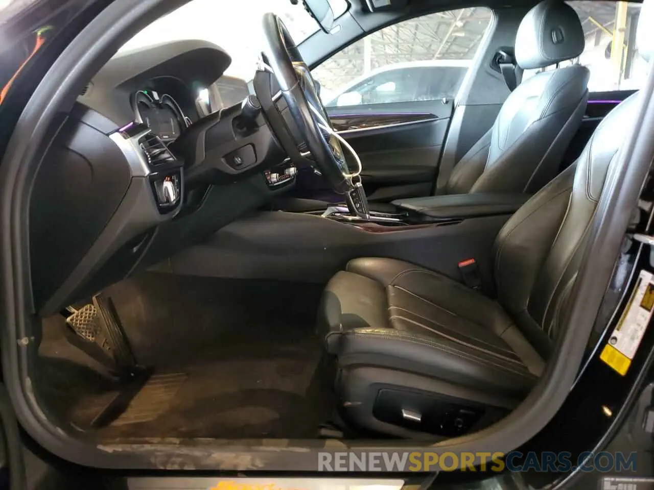 7 Photograph of a damaged car WBAJA5C58KWW05936 BMW 5 SERIES 2019