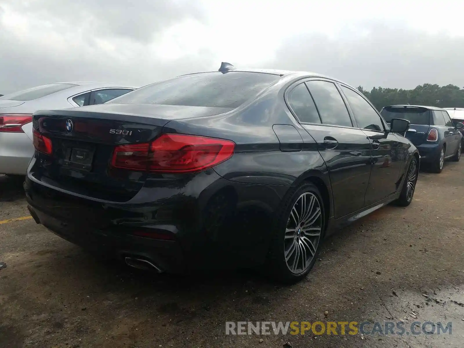 4 Photograph of a damaged car WBAJA5C59KWW24429 BMW 5 SERIES 2019