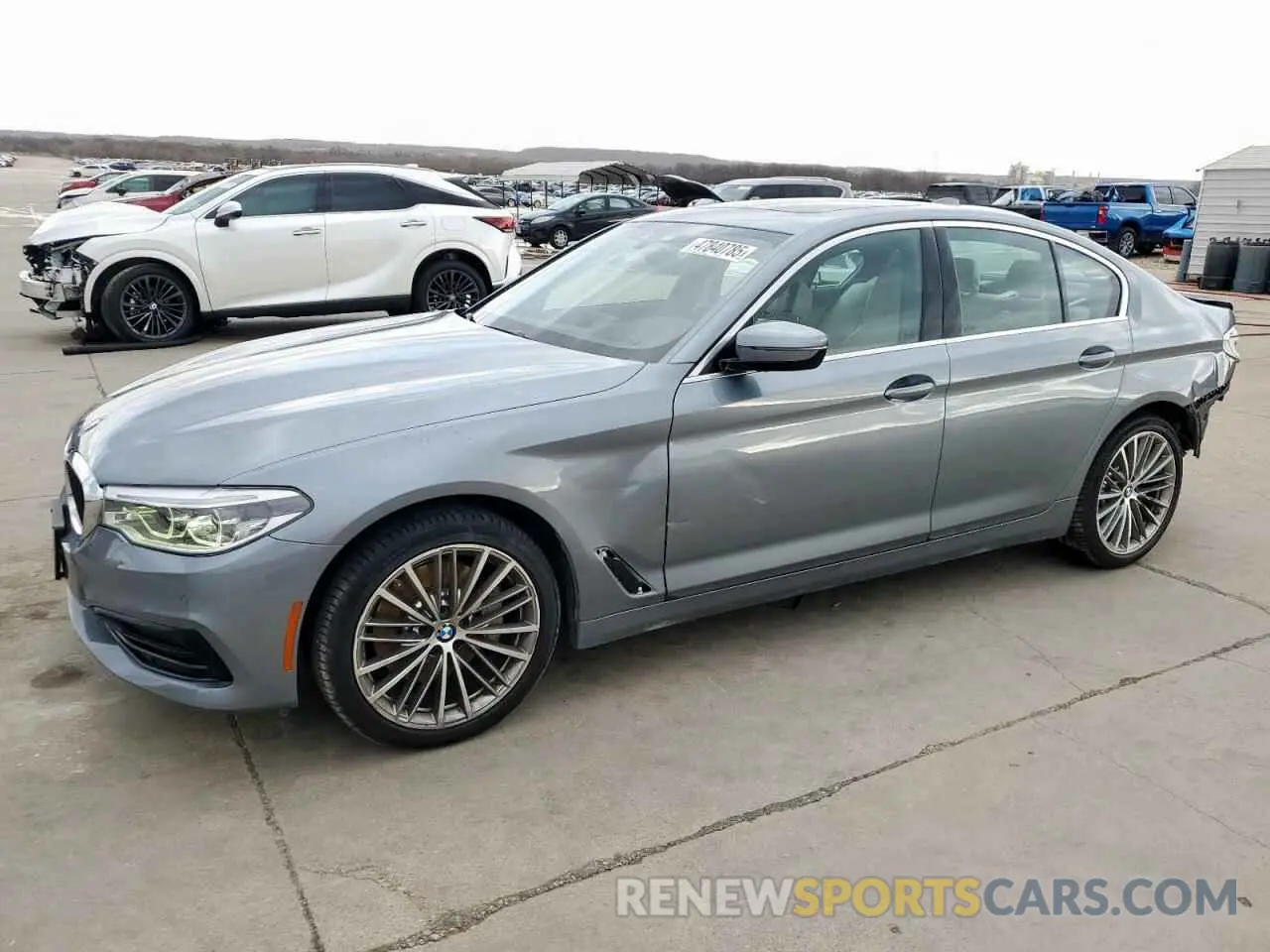 1 Photograph of a damaged car WBAJA5C59KWW36645 BMW 5 SERIES 2019