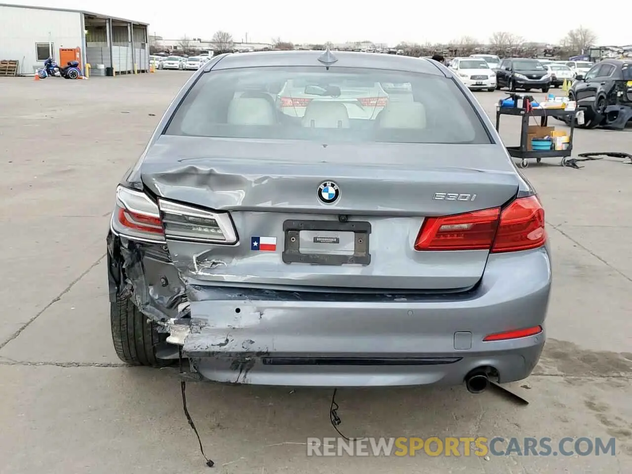 6 Photograph of a damaged car WBAJA5C59KWW36645 BMW 5 SERIES 2019