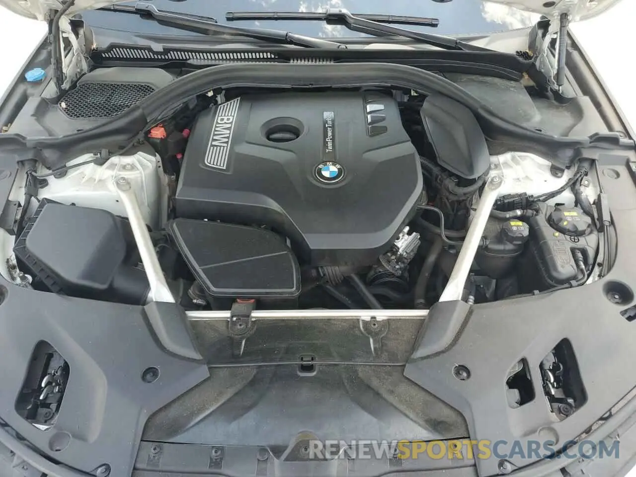 11 Photograph of a damaged car WBAJA5C59KWW41067 BMW 5 SERIES 2019