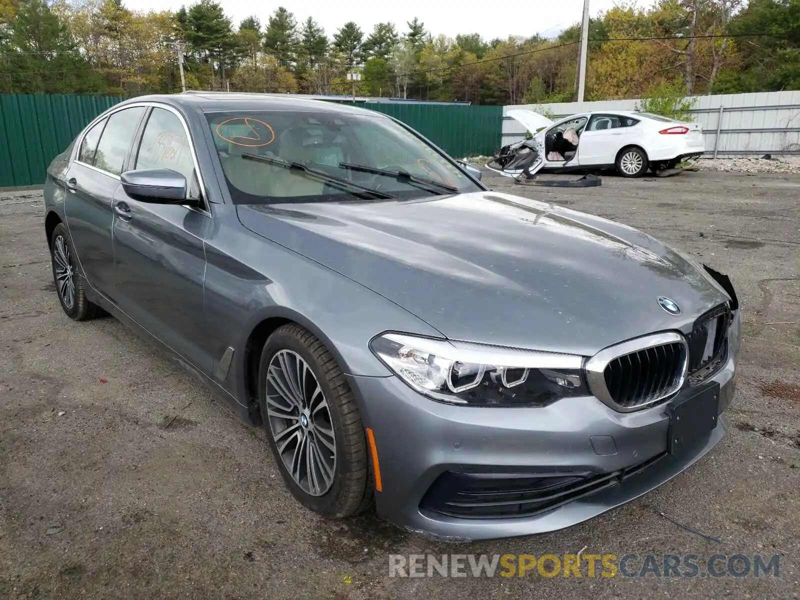 1 Photograph of a damaged car WBAJA5C59KWW41098 BMW 5 SERIES 2019