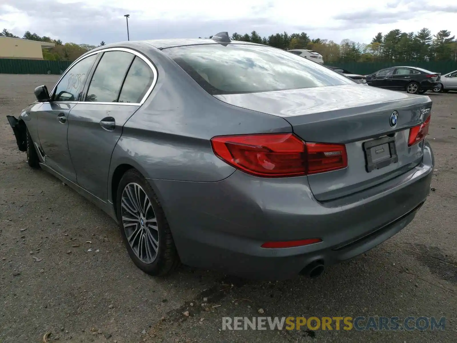 3 Photograph of a damaged car WBAJA5C59KWW41098 BMW 5 SERIES 2019