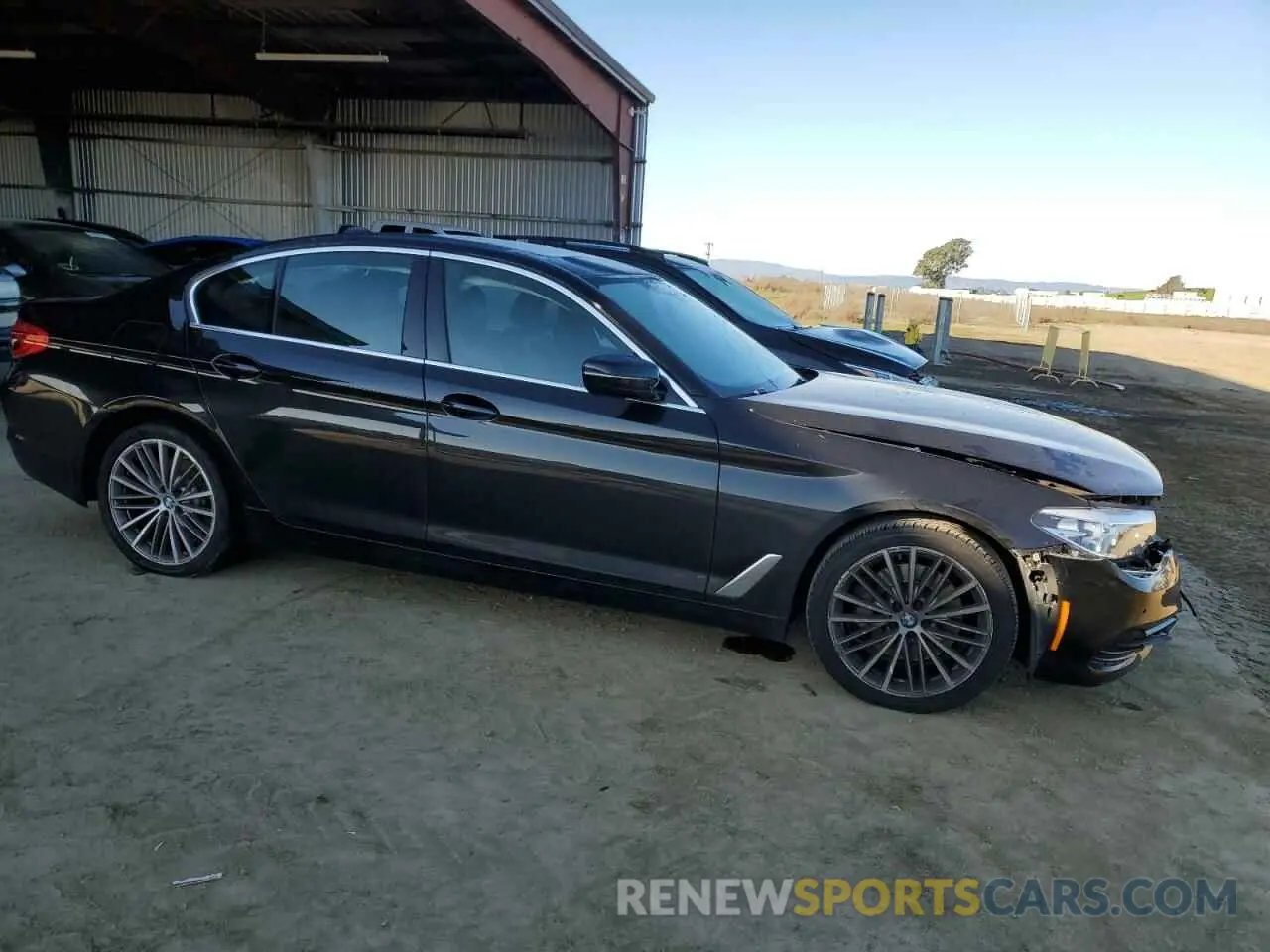 4 Photograph of a damaged car WBAJA5C5XKWA57957 BMW 5 SERIES 2019