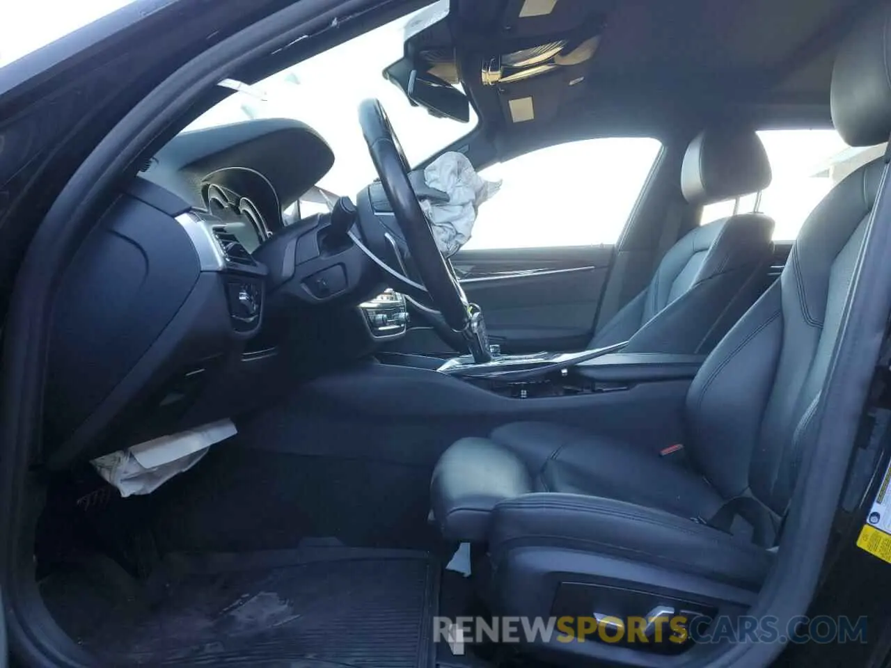 7 Photograph of a damaged car WBAJA5C5XKWA57957 BMW 5 SERIES 2019