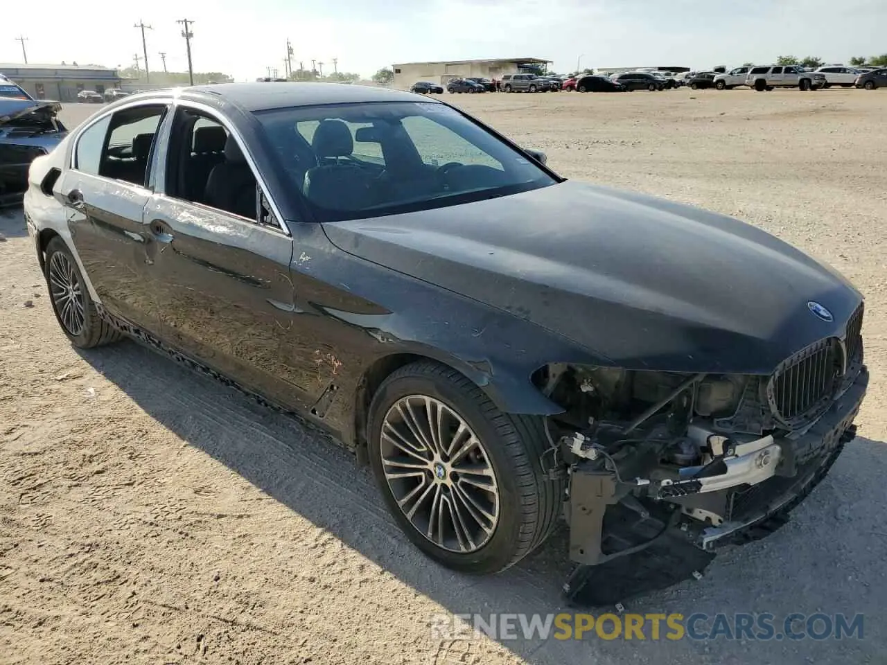4 Photograph of a damaged car WBAJA5C5XKWW28800 BMW 5 SERIES 2019