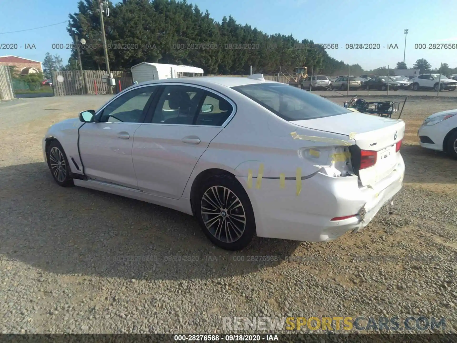 14 Photograph of a damaged car WBAJA7C50KG910045 BMW 5 SERIES 2019