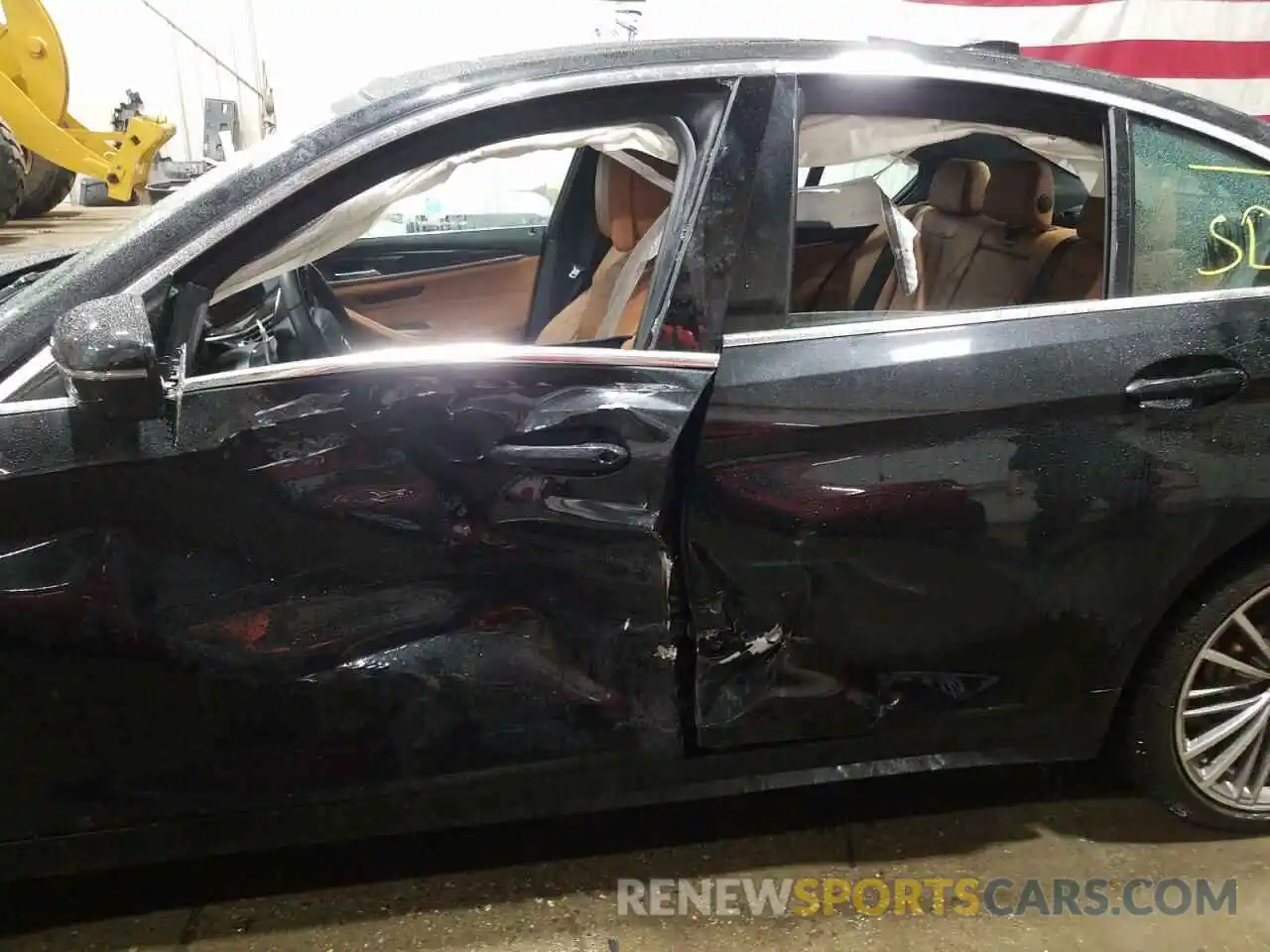 9 Photograph of a damaged car WBAJA7C50KG911194 BMW 5 SERIES 2019