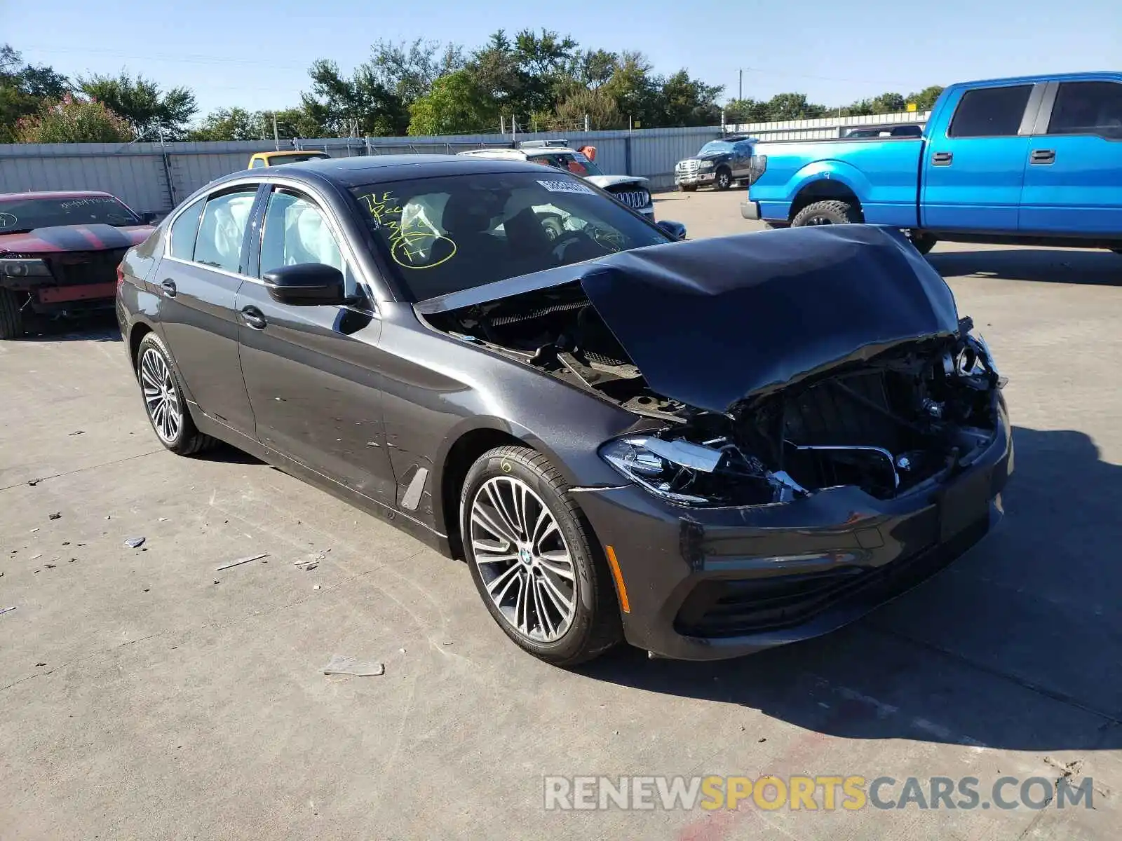 1 Photograph of a damaged car WBAJA7C50KWW17106 BMW 5 SERIES 2019