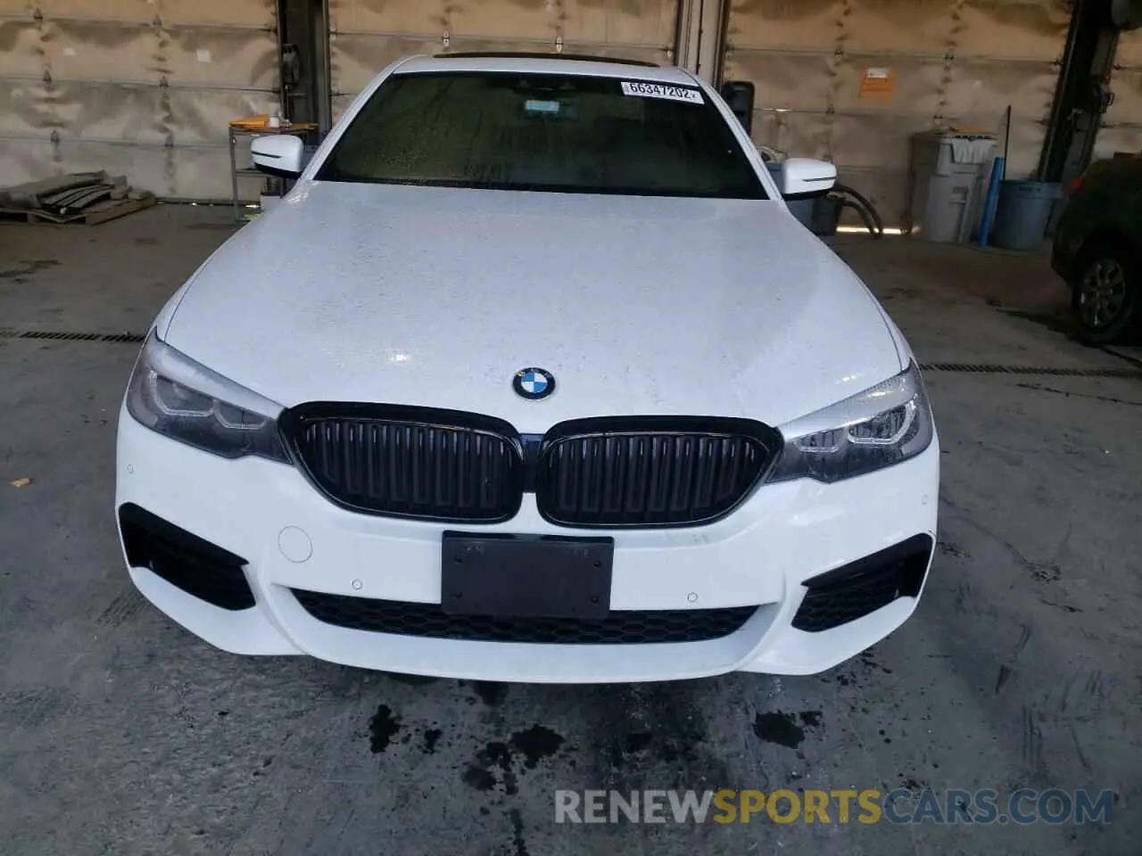 5 Photograph of a damaged car WBAJA7C51KWW01822 BMW 5 SERIES 2019