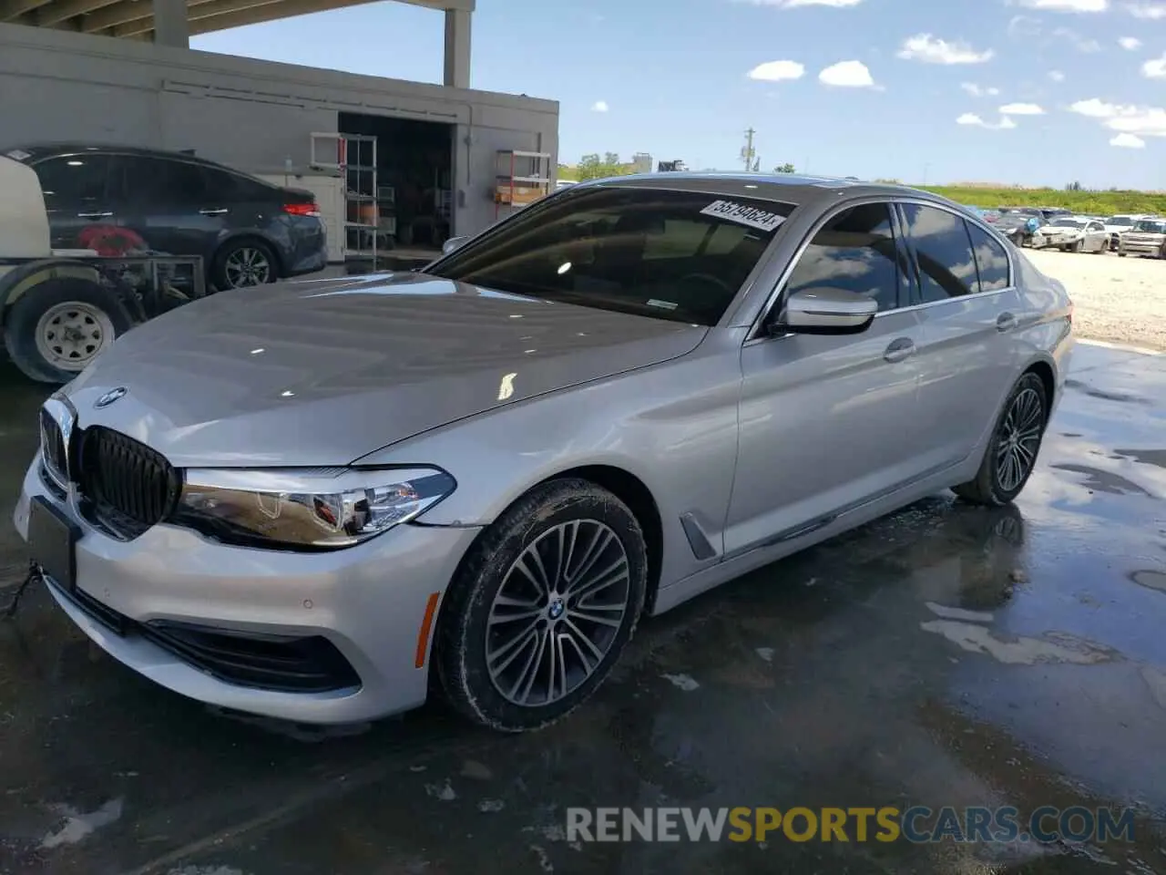 1 Photograph of a damaged car WBAJA7C51KWW22623 BMW 5 SERIES 2019