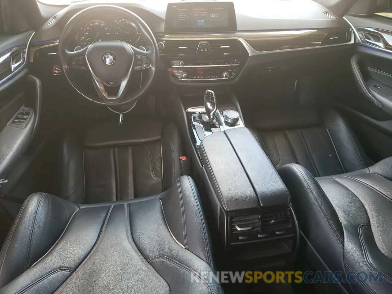 8 Photograph of a damaged car WBAJA7C51KWW22623 BMW 5 SERIES 2019