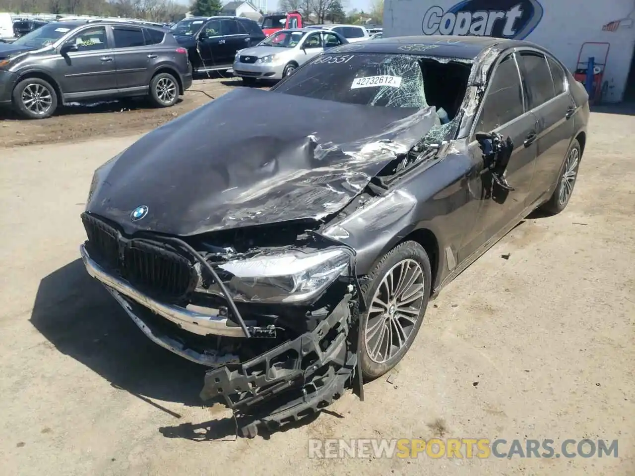 9 Photograph of a damaged car WBAJA7C51KWW39745 BMW 5 SERIES 2019