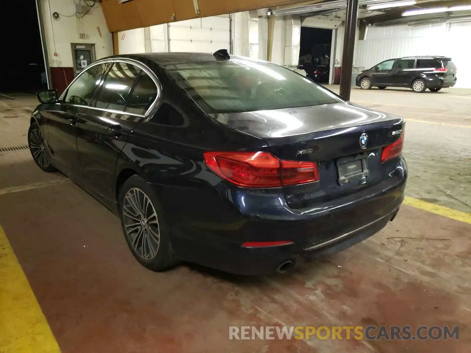 3 Photograph of a damaged car WBAJA7C52KWW11551 BMW 5 SERIES 2019