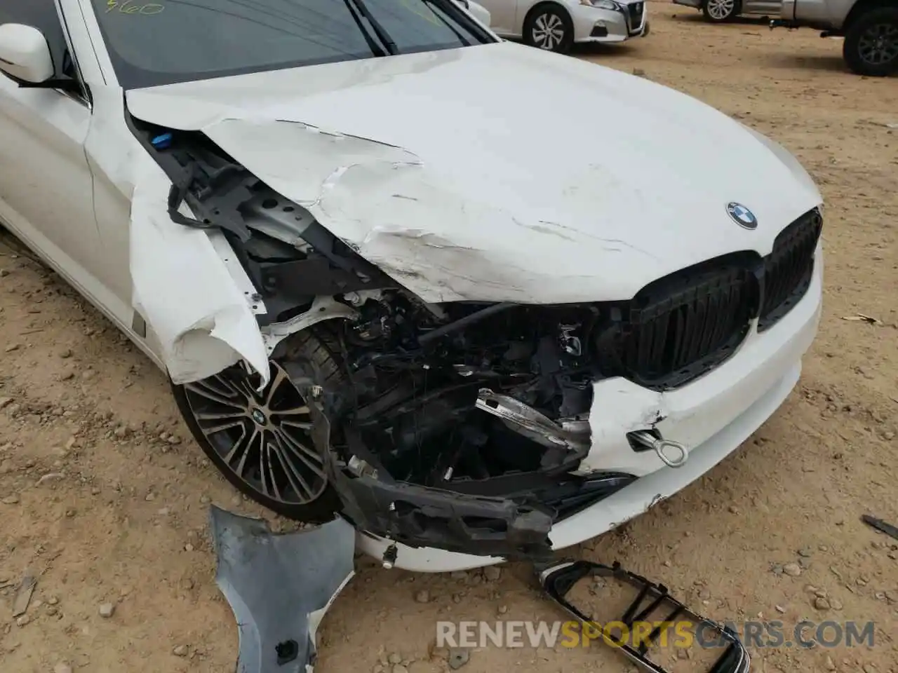 9 Photograph of a damaged car WBAJA7C52KWW18631 BMW 5 SERIES 2019