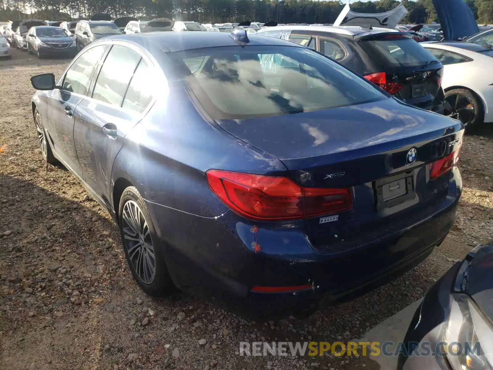 3 Photograph of a damaged car WBAJA7C52KWW39947 BMW 5 SERIES 2019