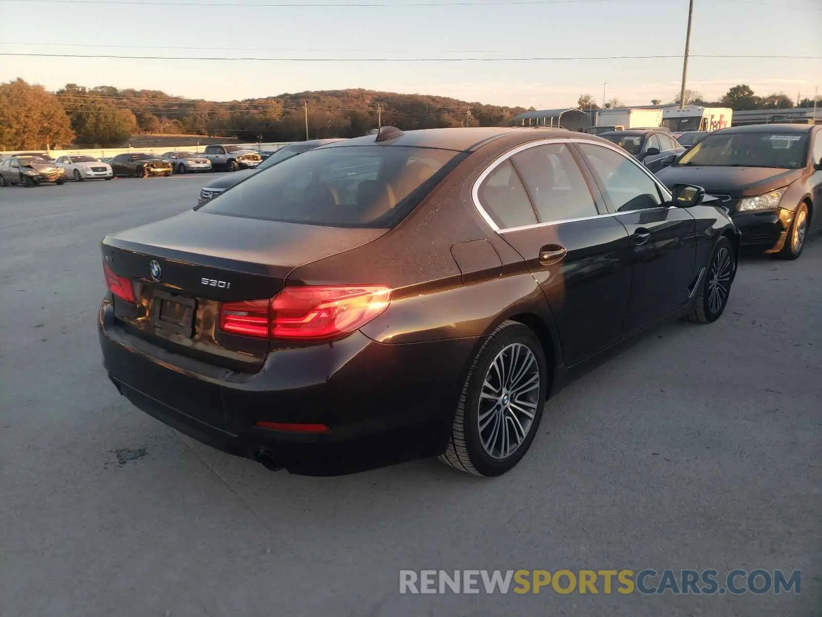 4 Photograph of a damaged car WBAJA7C53KG910640 BMW 5 SERIES 2019