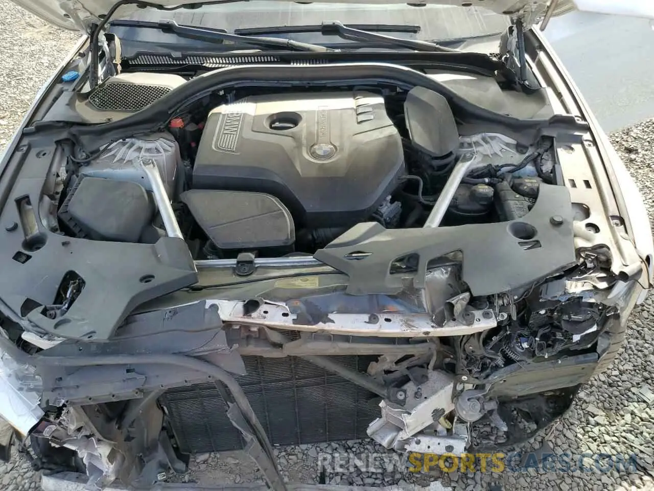 11 Photograph of a damaged car WBAJA7C53KG910850 BMW 5 SERIES 2019
