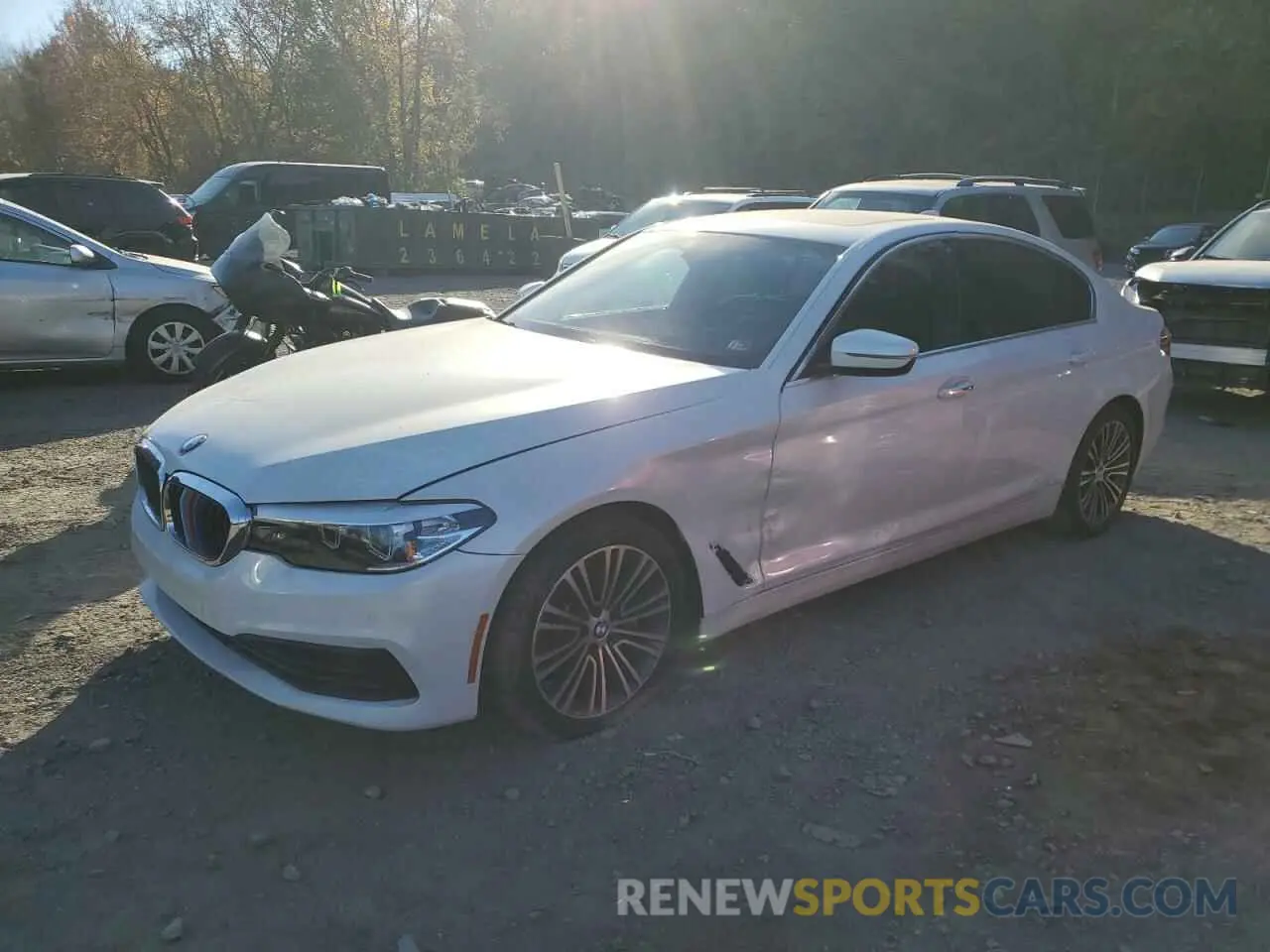 1 Photograph of a damaged car WBAJA7C53KG910900 BMW 5 SERIES 2019