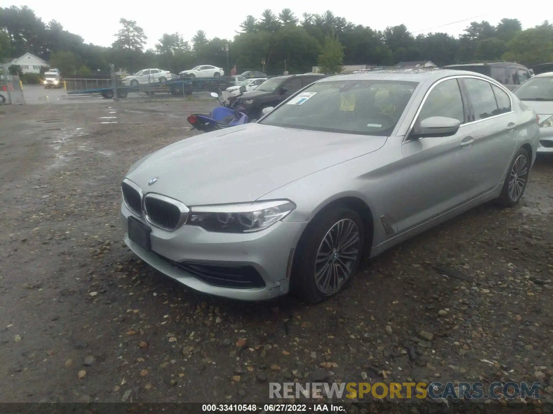 2 Photograph of a damaged car WBAJA7C53KWW12711 BMW 5 SERIES 2019