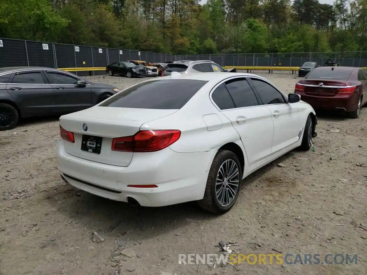 4 Photograph of a damaged car WBAJA7C54KWW07355 BMW 5 SERIES 2019