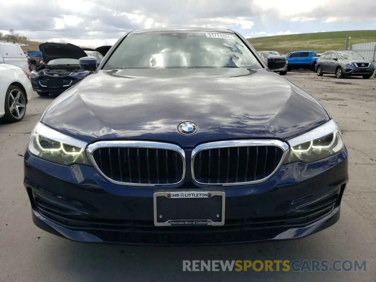 5 Photograph of a damaged car WBAJA7C54KWW25385 BMW 5 SERIES 2019