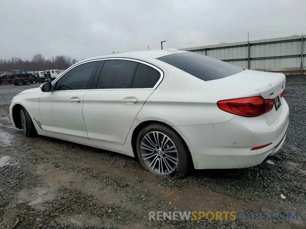 2 Photograph of a damaged car WBAJA7C55KG909778 BMW 5 SERIES 2019