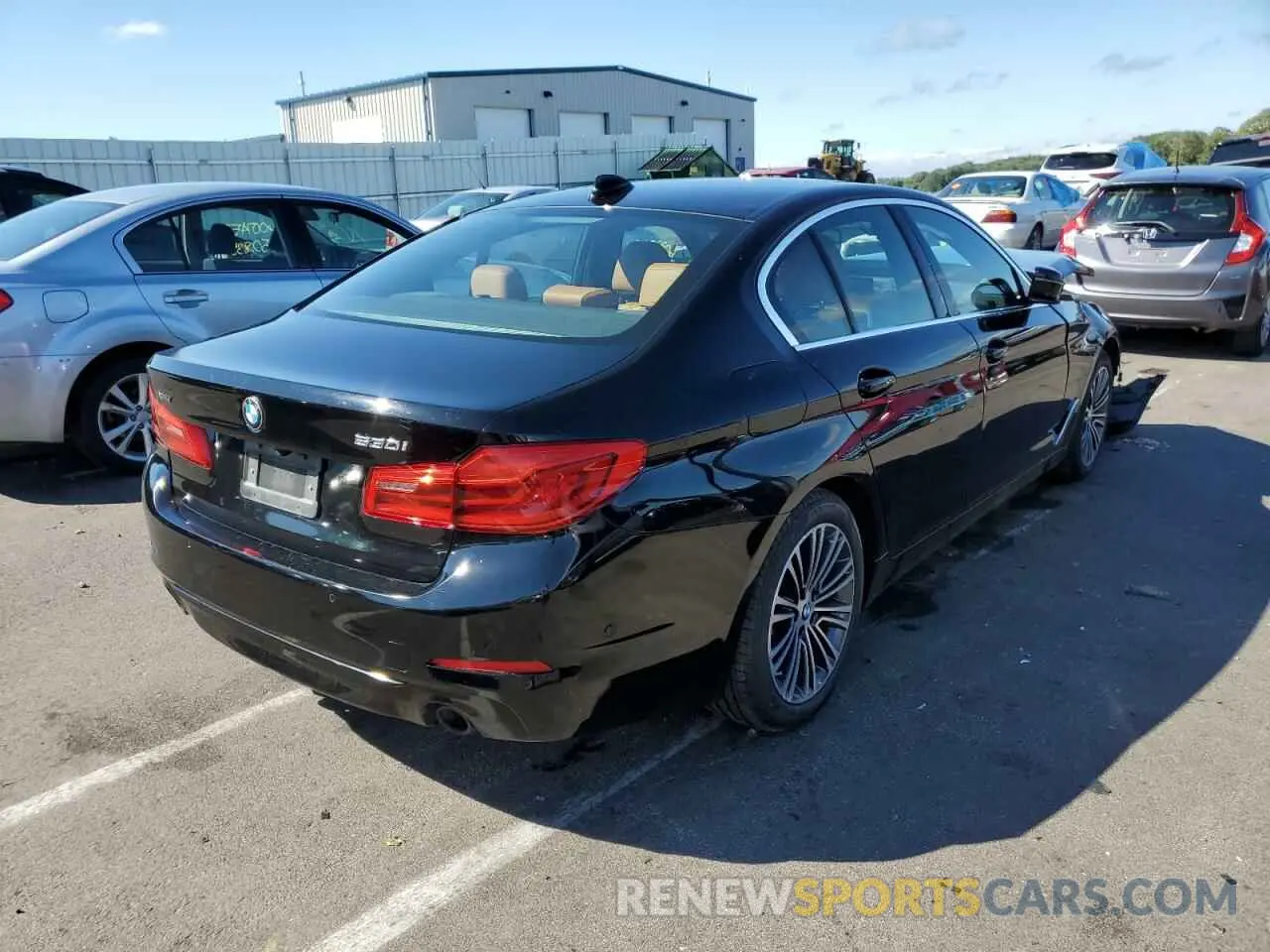 4 Photograph of a damaged car WBAJA7C55KG911899 BMW 5 SERIES 2019