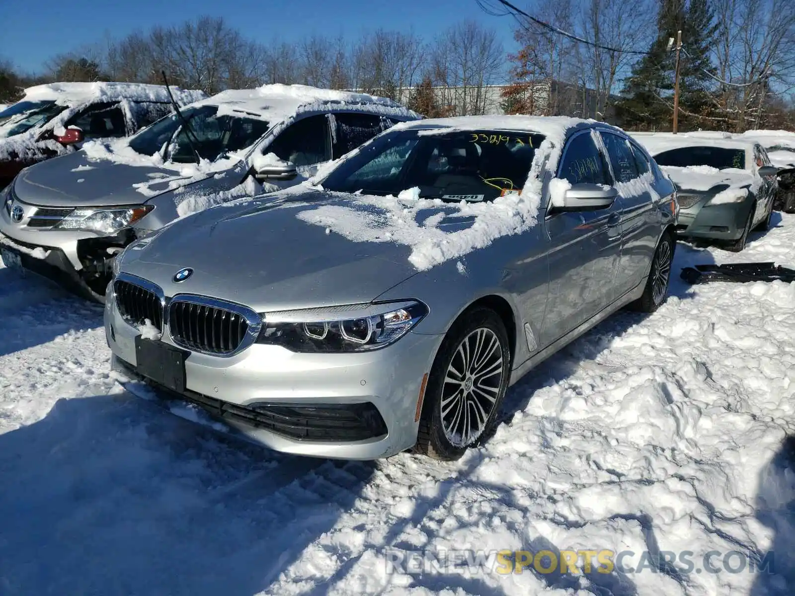 2 Photograph of a damaged car WBAJA7C55KWW04464 BMW 5 SERIES 2019